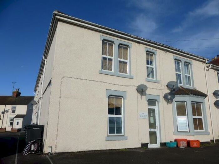1 Bedroom Flat To Rent In Swindon Road, Stratton St. Margaret, Swindon, SN3