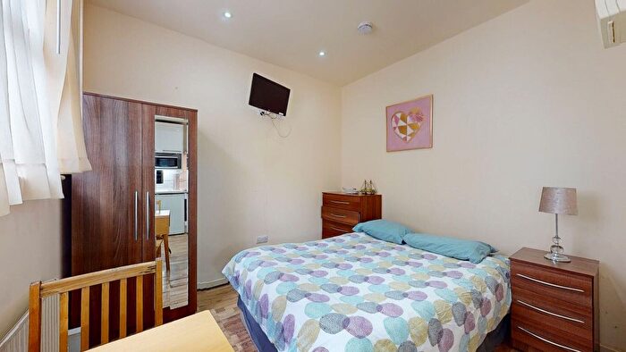 Studio To Rent In Anson Road, London, NW2