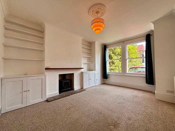 1 Bedroom Flat To Rent In Birkbeck Road, Beckenham, BR3