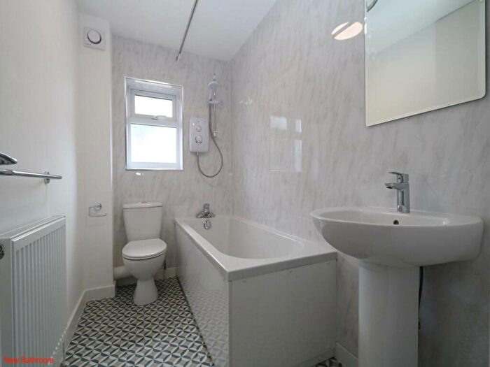 2 Bedroom End Of Terrace House To Rent In Hillside Drive, Cowbridge, Vale Of Glamorgan, CF71