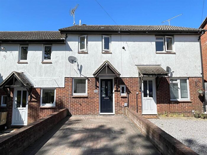 2 Bedroom Terraced House For Sale In Avon Drive, Alderbury, SP5