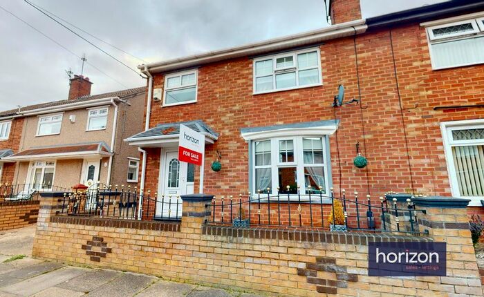 3 Bedroom Semi-Detached House To Rent In Selset Avenue, Middlesbrough, TS3