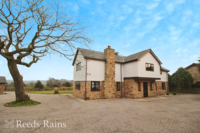 4 Bedroom Detached House To Rent In Bury Lane, Withnell, Chorley, Lancashire, PR6