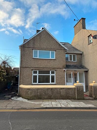 4 Bedroom Terraced House To Rent In Pen Y Maes, High Street, Nefyn, Pwllheli, LL53