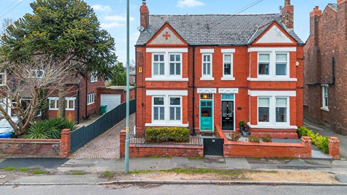 3 Bedroom Semi Detached House For Sale In Chester Road, Stockton Heath, WA4