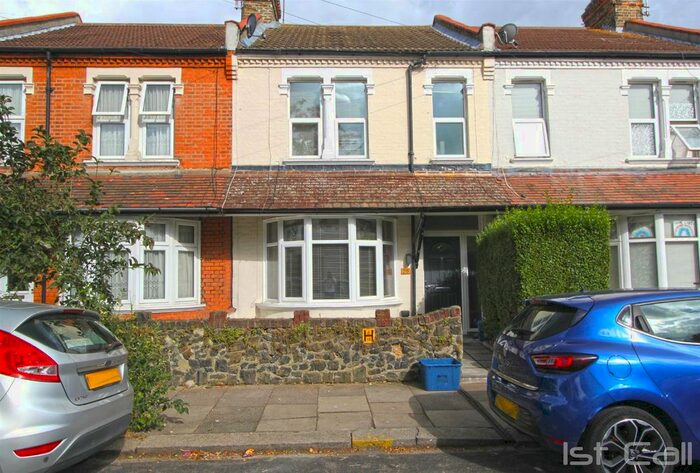 4 Bedroom Terraced House To Rent In Oban Road, Southend-On-Sea, SS2
