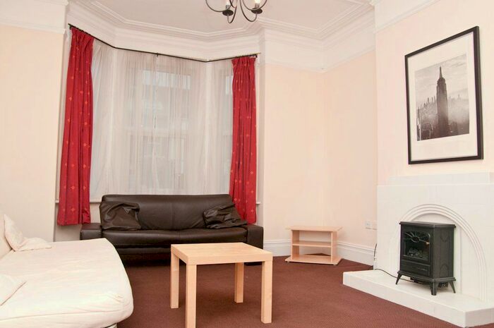 1 Bedroom Flat To Rent In Balby Road, Balby, Doncaster, DN4