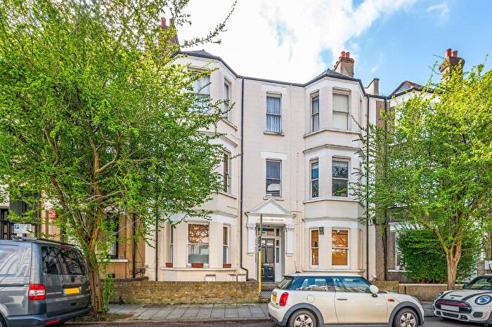 2 Bedroom Flat For Sale In Mowll Street, Oval, London, SW9