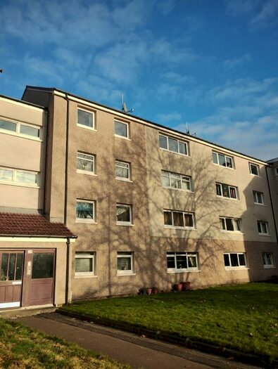 3 Bedroom Flat To Rent In Napier Place, Govan, Glasgow, G51
