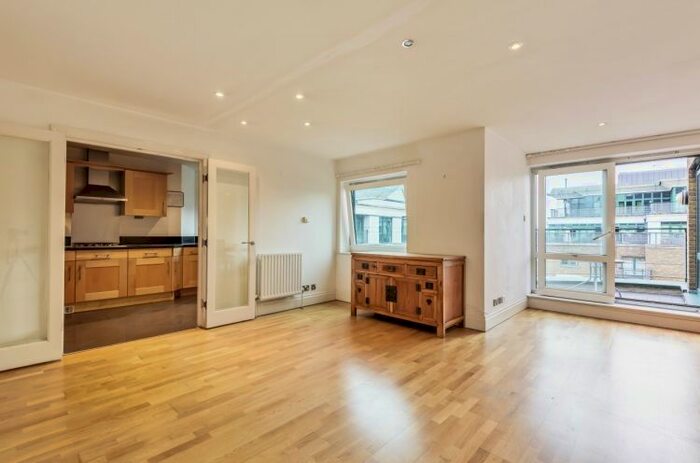 2 Bedroom Flat To Rent In Beckford Close, Warwick Road, London, W14
