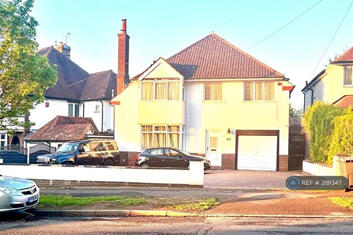 1 Bedroom Flat To Rent In Haunch Lane, Birmingham, B13