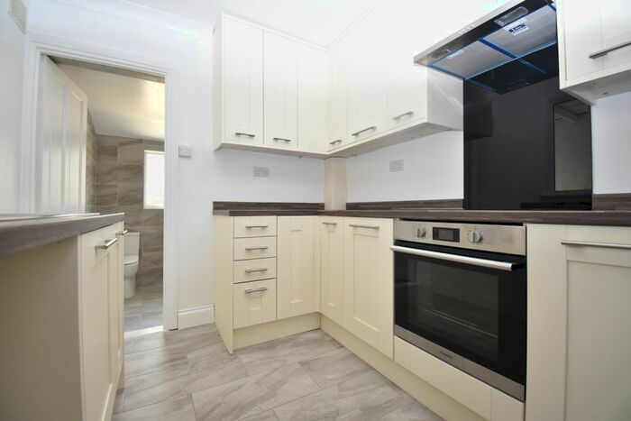 3 Bedroom Terraced House To Rent In Portland Road, Gillingham, ME7