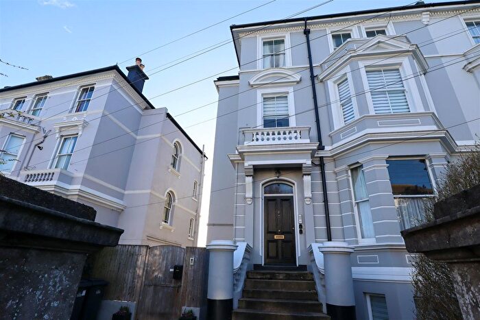 2 Bedroom Flat For Sale In Pevensey Road, St Leonards-On-Sea, TN38