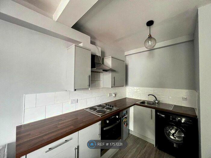 1 Bedroom Flat To Rent In White Hart Court, Market Rasen, LN8