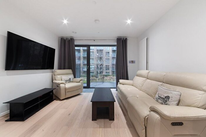 2 Bedroom Apartment For Sale In Banyan Court, Royal Wharf, E16