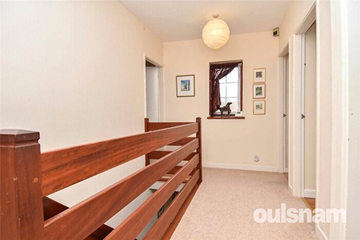 4 Bedroom Detached House For Sale In Oakfield Road, Selly Park, Birmingham, B29