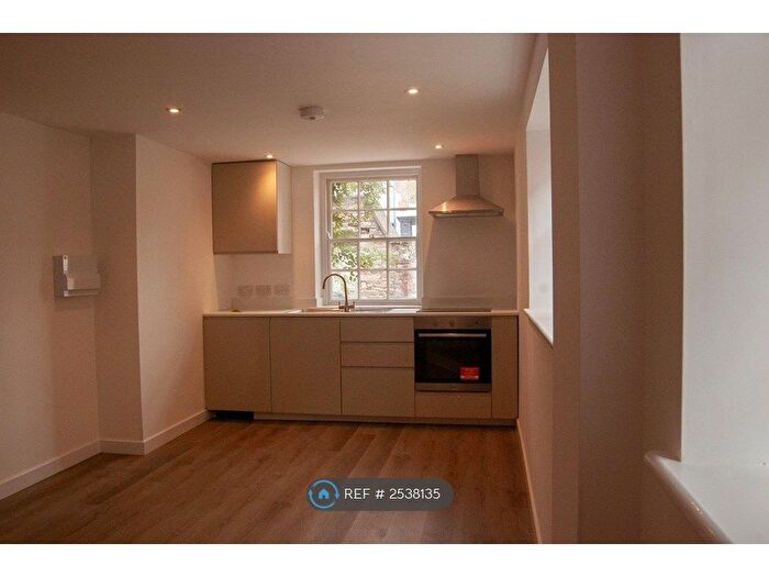 1 Bedroom Flat To Rent In Long Street, Wotton-Under-Edge, GL12