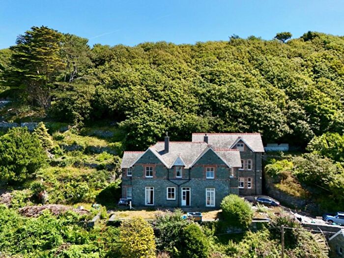 5 Bedroom Detached House For Sale In Allt Fawr, Llanaber, Barmouth, LL42