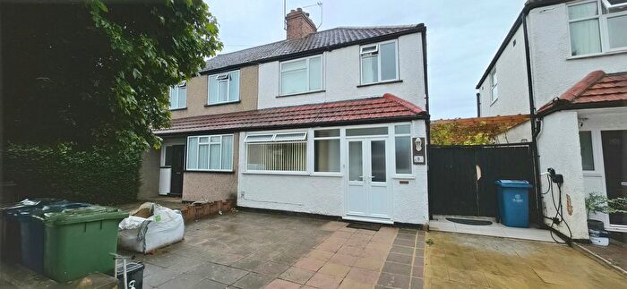 4 Bedroom Property To Rent In Tudor Gardens, Harrow, HA3