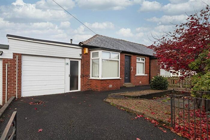 2 Bedroom Semi-Detached Bungalow For Sale In Seagrave Road, Crosland Moor, Huddersfield, HD4