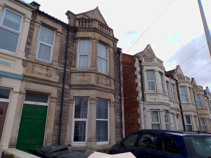 1 Bedroom Flat To Rent In Locking Road, Weston-Super-Mare, BS23