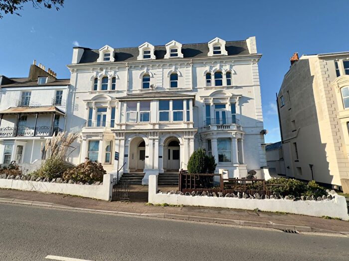 1 Bedroom Flat For Sale In Devon Court, West Cliff, EX7