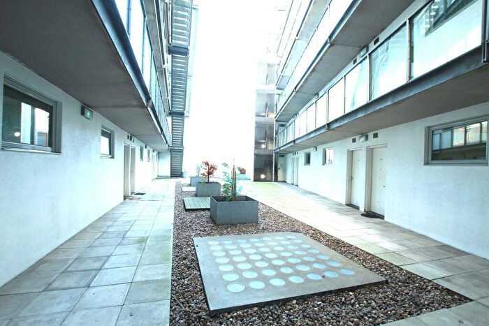 1 Bedroom Flat For Sale In Cross York Street, Leeds, LS2