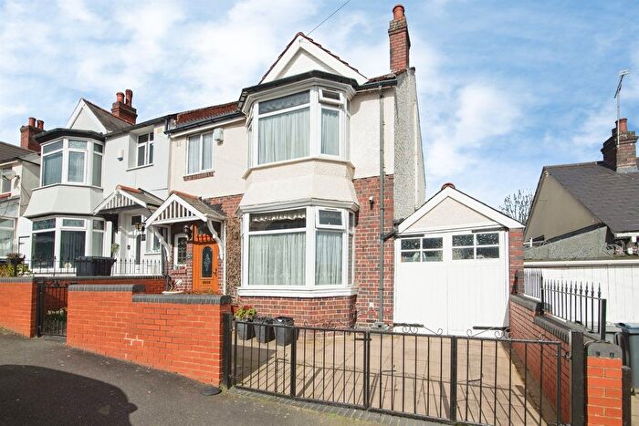 4 Bedroom Semi Detached House For Sale In Grafton Road, Handsworth, Birmingham, B21