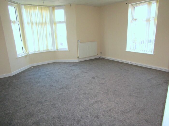 2 Bedroom Flat To Rent In Flat 1, Aquarium Street, Rhyl, Denbighshire LL18