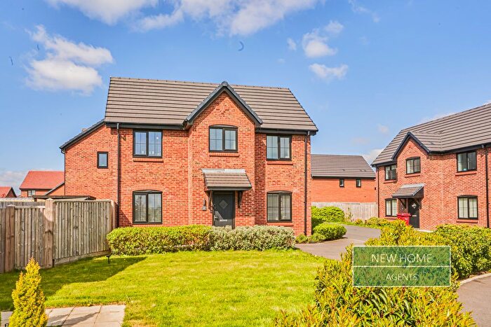 3 Bedroom Detached House For Sale In Avro Close, Lostock, Bolton, BL6