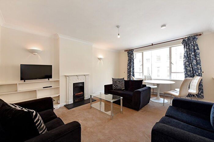 2 Bedroom Flat To Rent In York Street, Marylebone, London, W1U