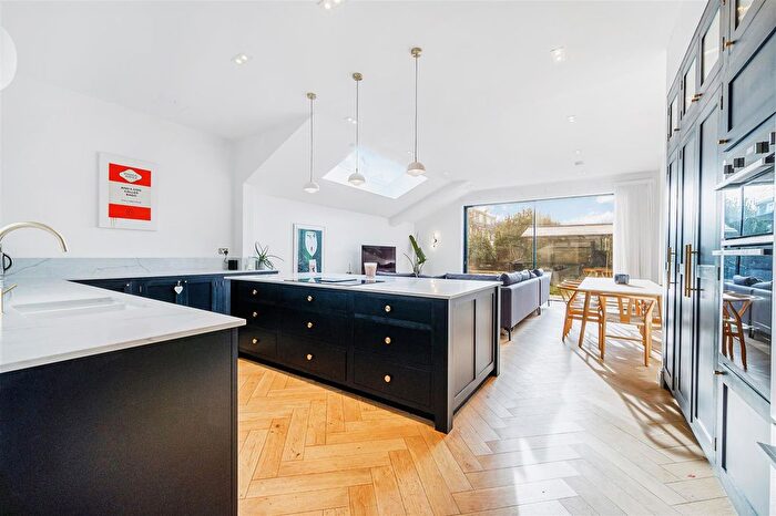 5 Bedroom Semi Detached House For Sale In Emanuel Avenue, London, W3