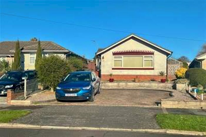 3 Bedroom Bungalow To Rent In Denbigh Drive, Fareham, PO16