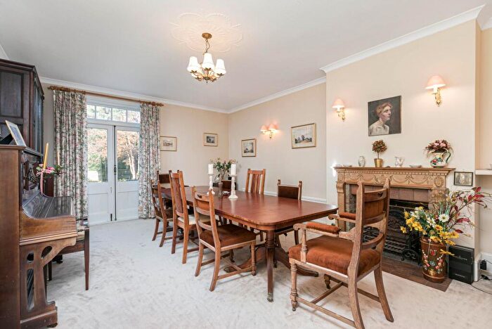 5 Bedroom Detached House For Sale In Copthorne Common, Copthorne, RH10
