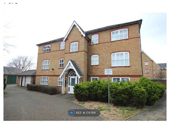 2 Bedroom Flat To Rent In Chamberlayne Avenue, London, HA9