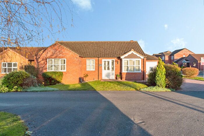3 Bedroom Detached Bungalow For Sale In Headland Way, Navenby, Lincoln, LN5