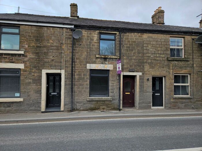 2 Bedroom Terraced House To Rent In Hallsteads, Buxton, SK17