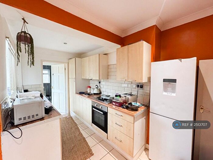 3 Bedroom Terraced House To Rent In Bristol Street, Newport, NP19