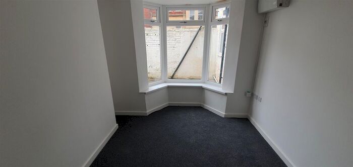1 Bedroom Property To Rent In Alexandra Road, Newport, NP20