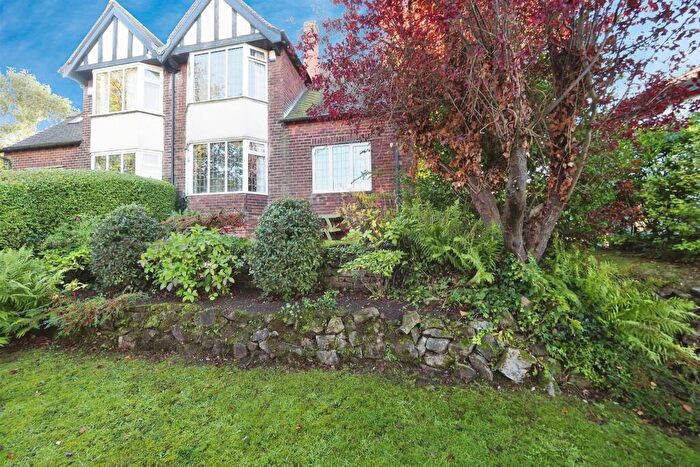 3 Bedroom Semi-Detached House For Sale In Peafield Lane, Mansfield Woodhouse, Mansfield, NG19