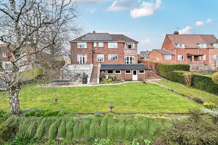 5 Bedroom Detached House For Sale In Manton Hollow, Marlborough, SN8