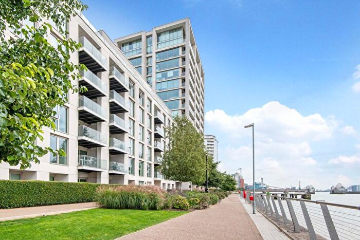 2 Bedroom Flat To Rent In Admiralty Avenue, Royal Wharf, E16