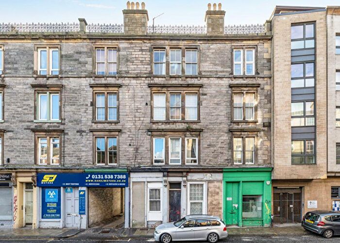 2 Bedroom Flat For Sale In / Duke Street, Leith, Edinburgh, EH6