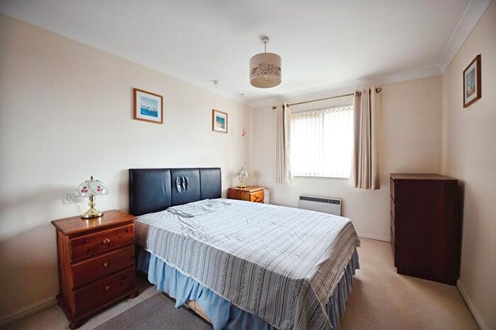 2 Bedroom Flat To Rent In Haringey, London, N4