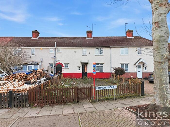 3 Bedroom Terraced House For Sale In Hammond Road, Enfield, EN1