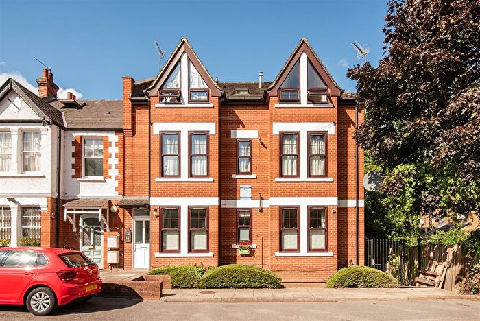 1 Bedroom Flat For Sale In York Road, Acton, W3