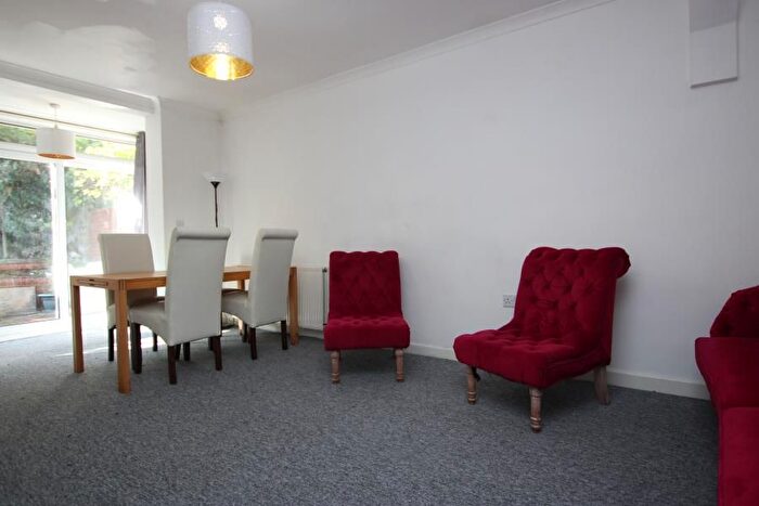6 Bedroom Semi-Detached House To Rent In Station Road, Filton, Bristol, BS34