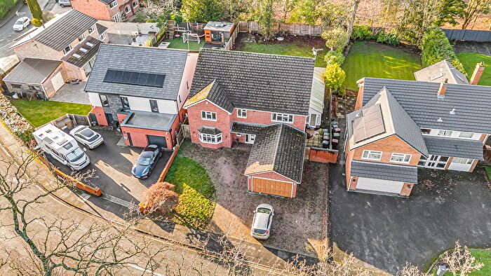 7 Bedroom Detached House For Sale In White House Way, Solihull, B91