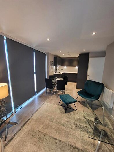 2 Bedroom Flat To Rent In Jesse Hartley Way, Liverpool, L3