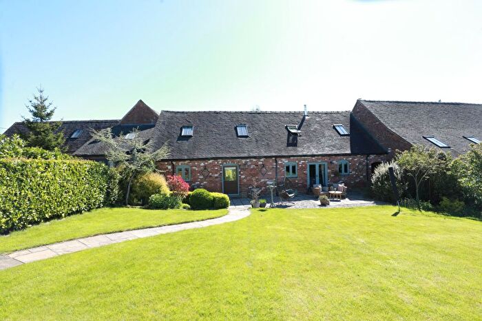 4 Bedroom Terraced House For Sale In Clayalders Bank, Eccleshall, Stafford, Staffordshire, ST21